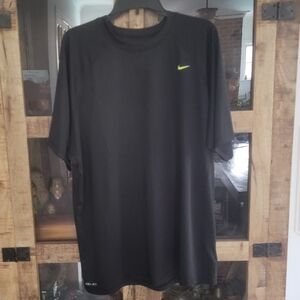 Nike Dri-Fit Shirt